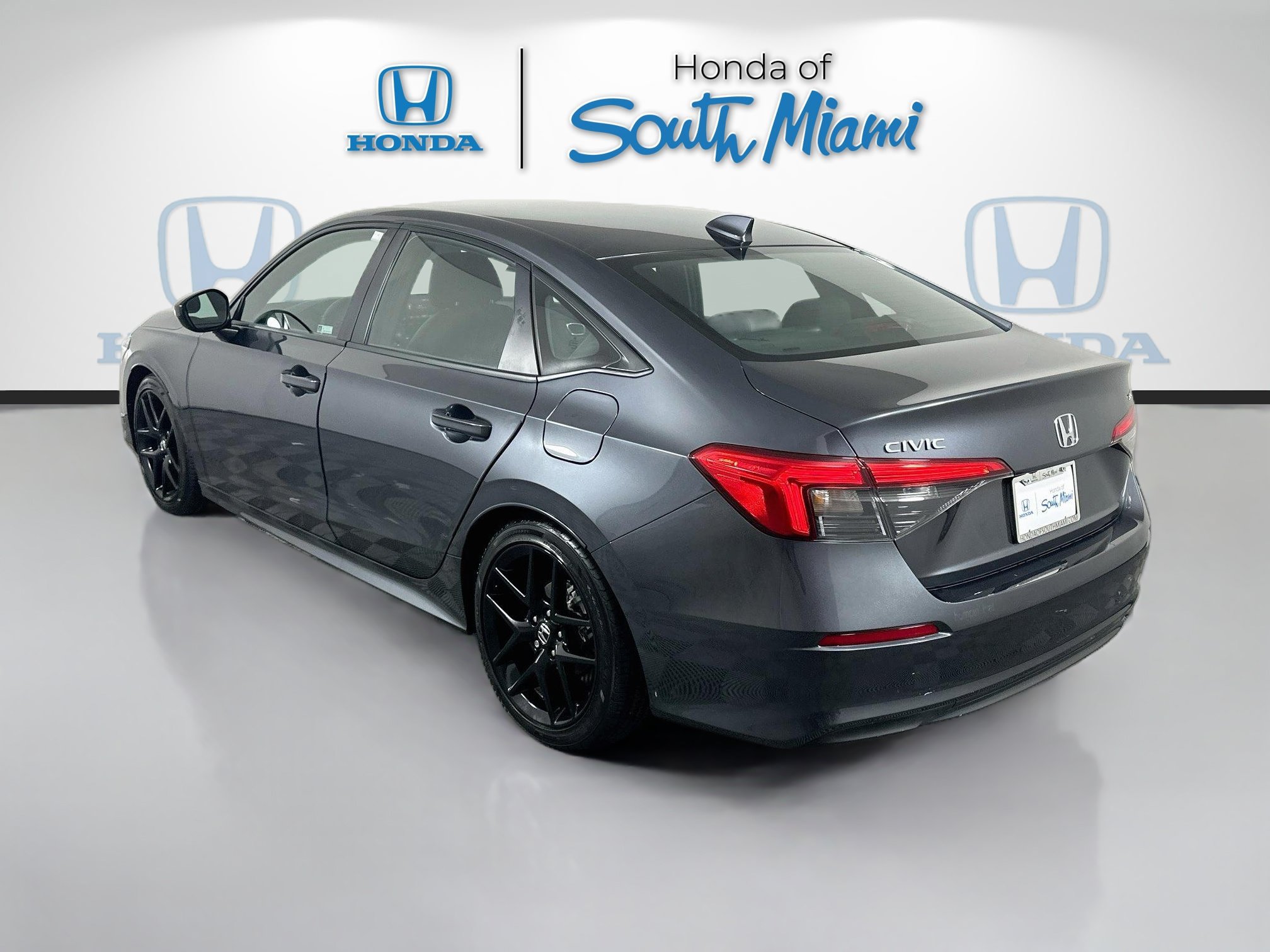 Used 2024 Honda Civic Sport image 4
