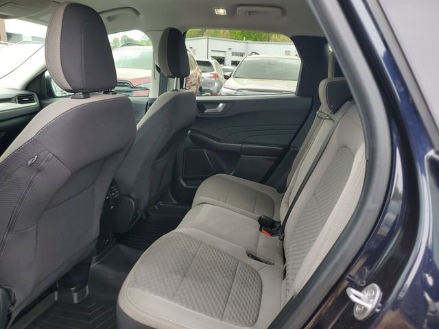 Used 2021 Ford Escape SE w/ SE Sport Appearance Package image 14