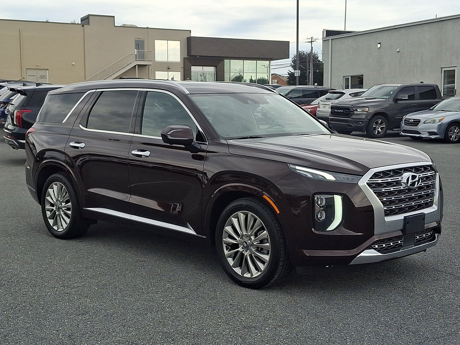 Used 2020 Hyundai Palisade Limited AWD/4WD image 3