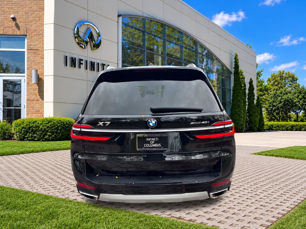 Used 2023 BMW X7 xDrive40i AWD/4WD image 5