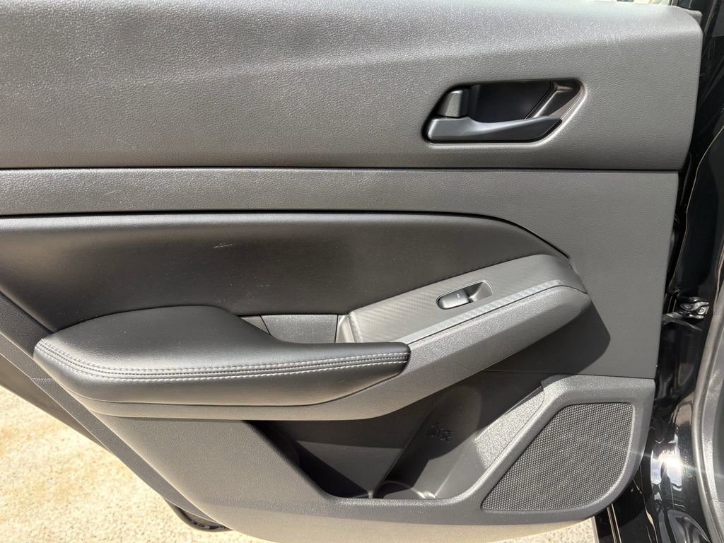 Used 2024 Nissan Altima 2.5 SV image 21