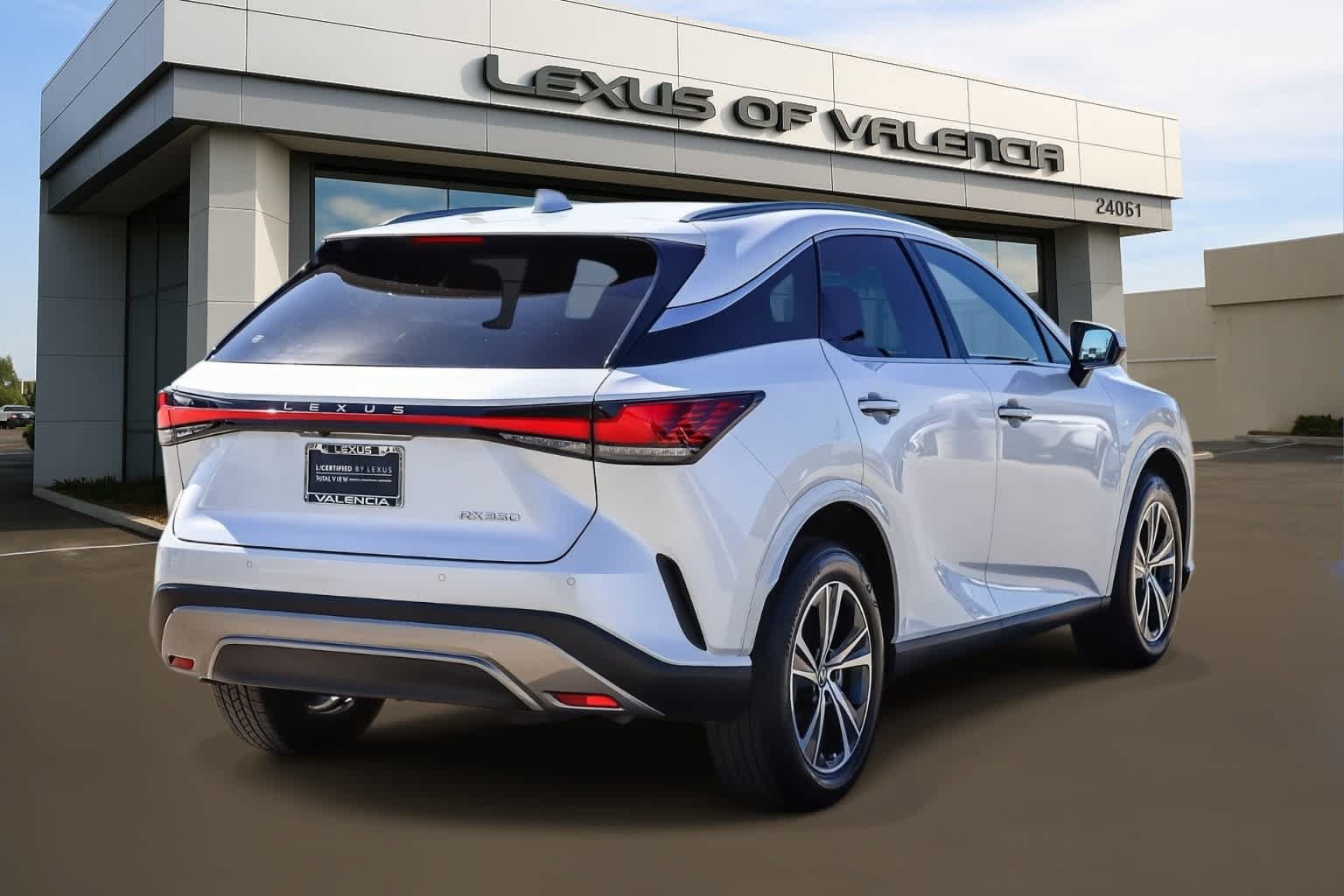 Certified 2024 Lexus RX 350 Premium w/ Cold Area Package FWD image 4