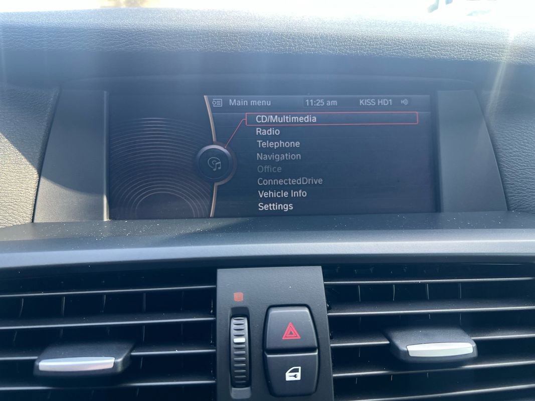 Used 2011 BMW X3 xDrive28i image 21