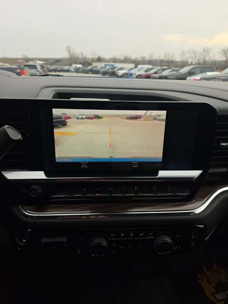 Used 2023 Chevrolet Silverado 1500 RST image 16