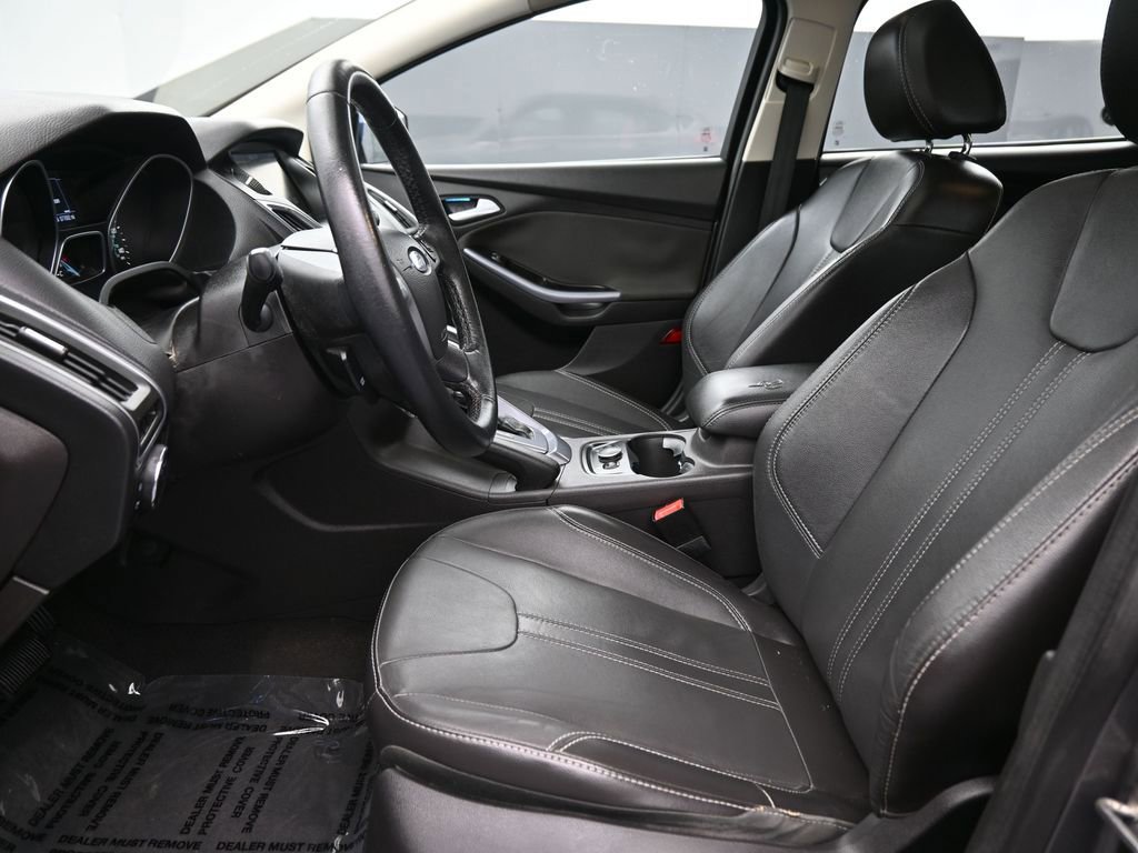 Used 2014 Ford Focus Titanium image 10