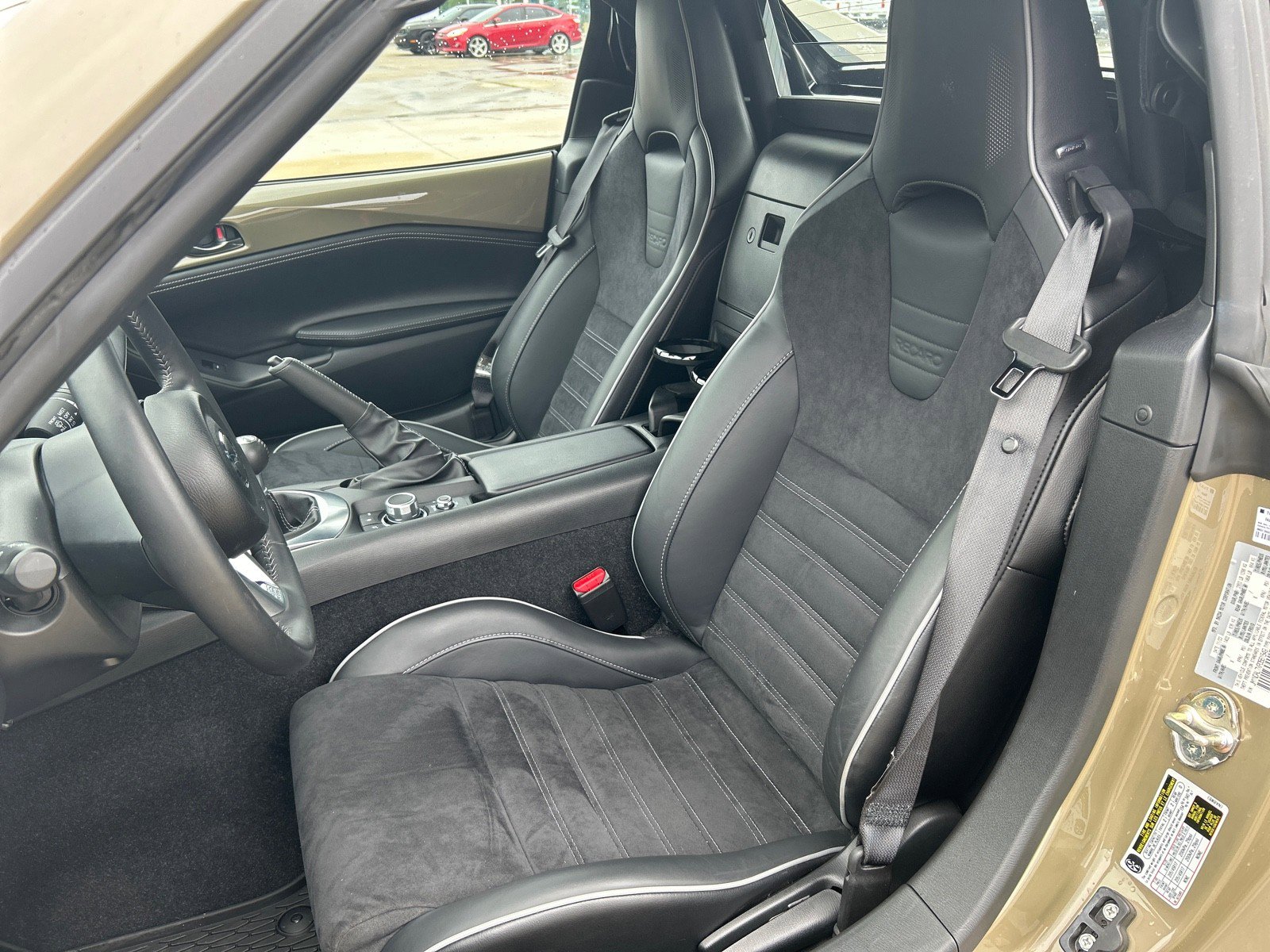Used 2023 MAZDA MX-5 Miata Club w/ Weather Package RWD image 15