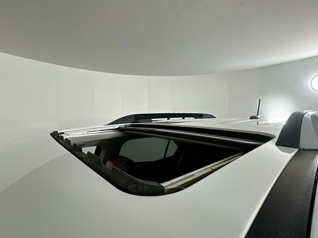 Used 2017 Chevrolet Equinox Premier w/ Enhanced Convenience Package image 9