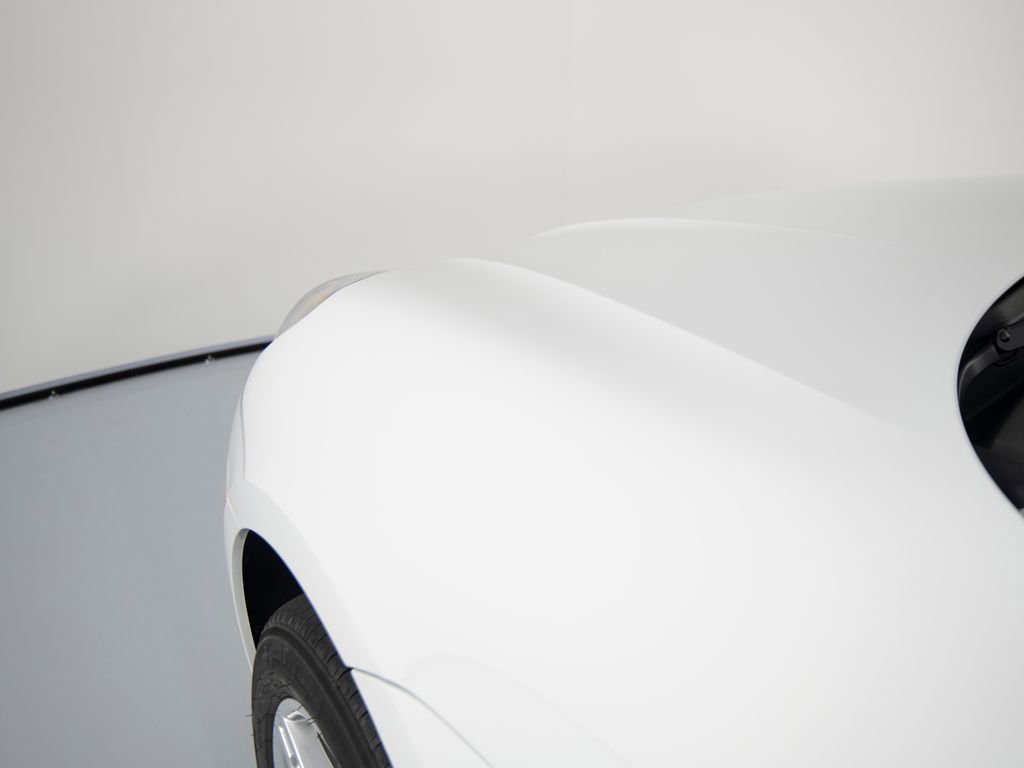 Certified 2025 Porsche Macan image 39