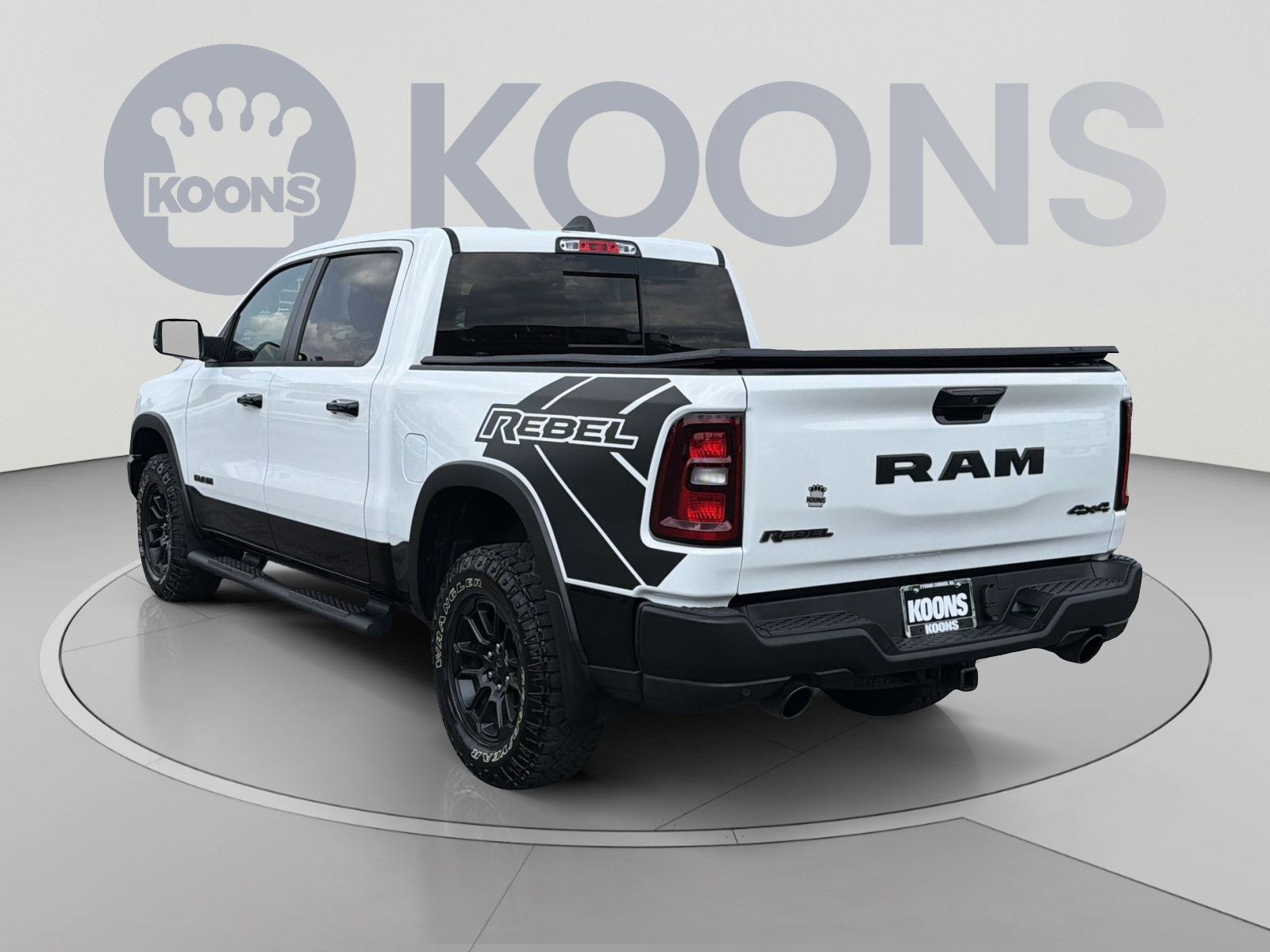 Used 2025 RAM 1500 Rebel w/ Rebel Level 2 Equipment Group AWD/4WD image 4
