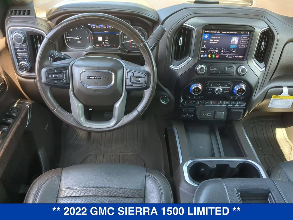 Used 2022 GMC Sierra 1500 Denali w/ Denali Premium Package AWD/4WD image 19