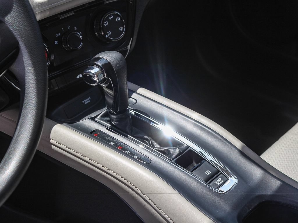 Certified 2021 Honda HR-V LX image 20