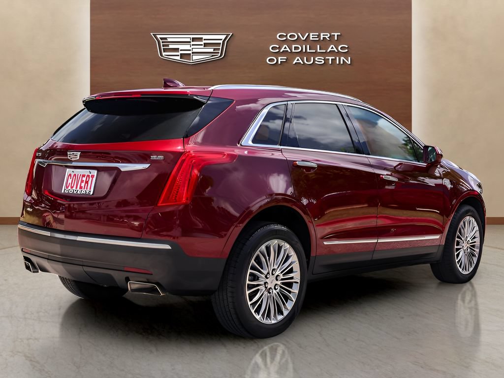 Used 2017 Cadillac XT5 Premium Luxury AWD/4WD image 4