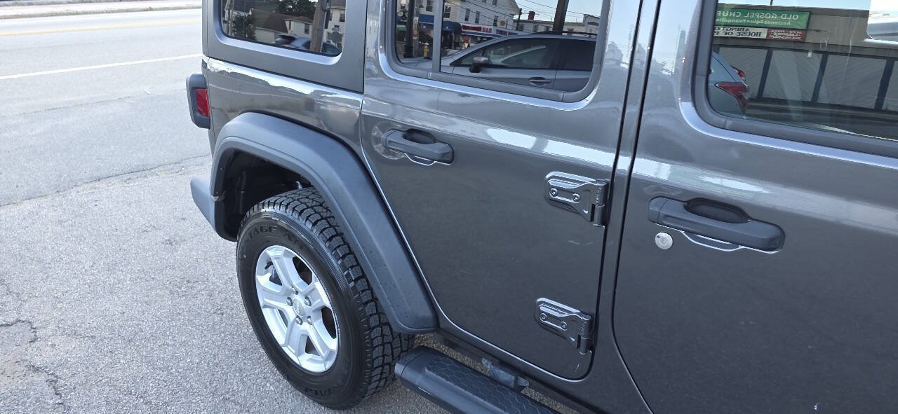 Used 2019 Jeep Wrangler Unlimited Sport S AWD/4WD image 7