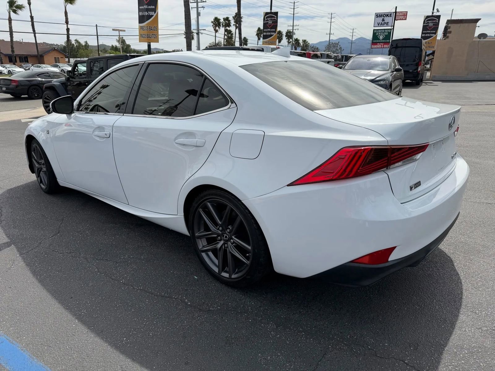 Used 2017 Lexus IS 200t F Sport w/ F Sport Package RWD image 5