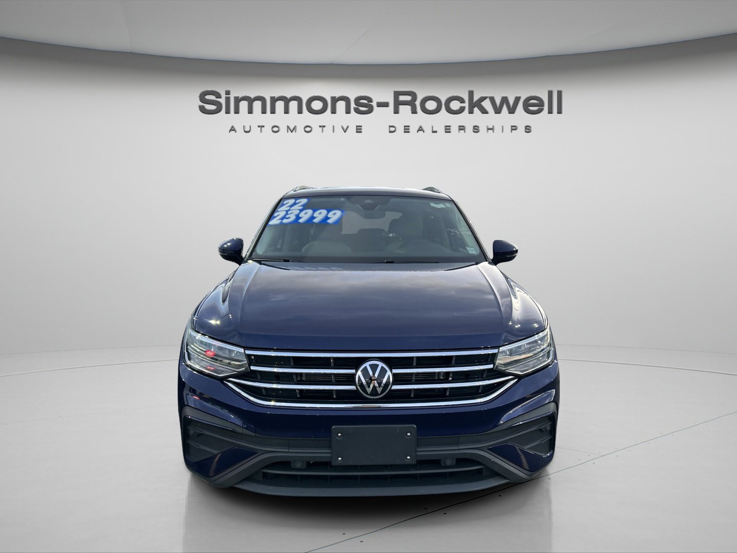 Used 2022 Volkswagen Tiguan SE AWD/4WD image 8