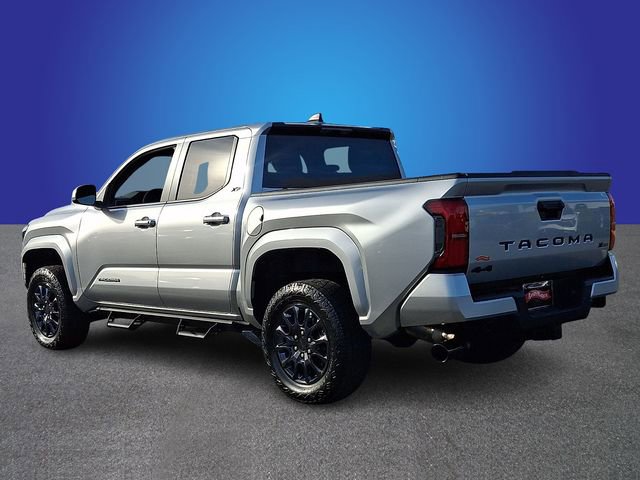 Used 2025 Toyota Tacoma SR5 AWD/4WD image 6