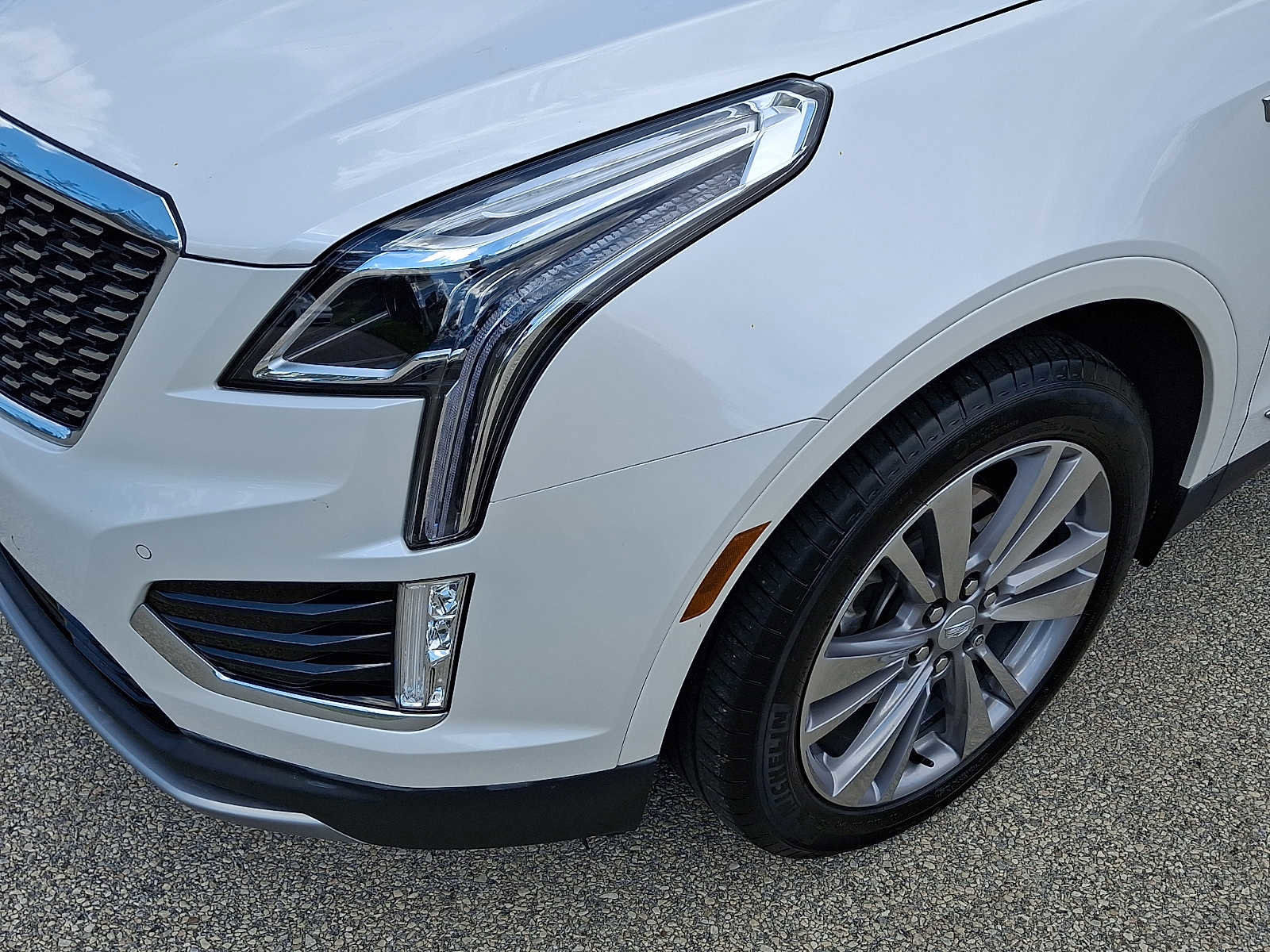 Certified 2023 Cadillac XT5 Premium Luxury image 11