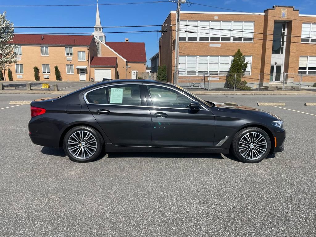Used 2019 BMW 530i xDrive AWD/4WD image 4