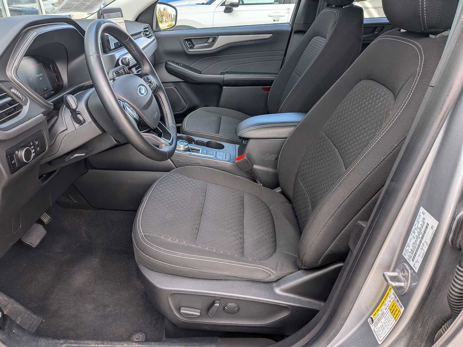 Used 2023 Ford Escape Active w/ Cold Weather Package image 15