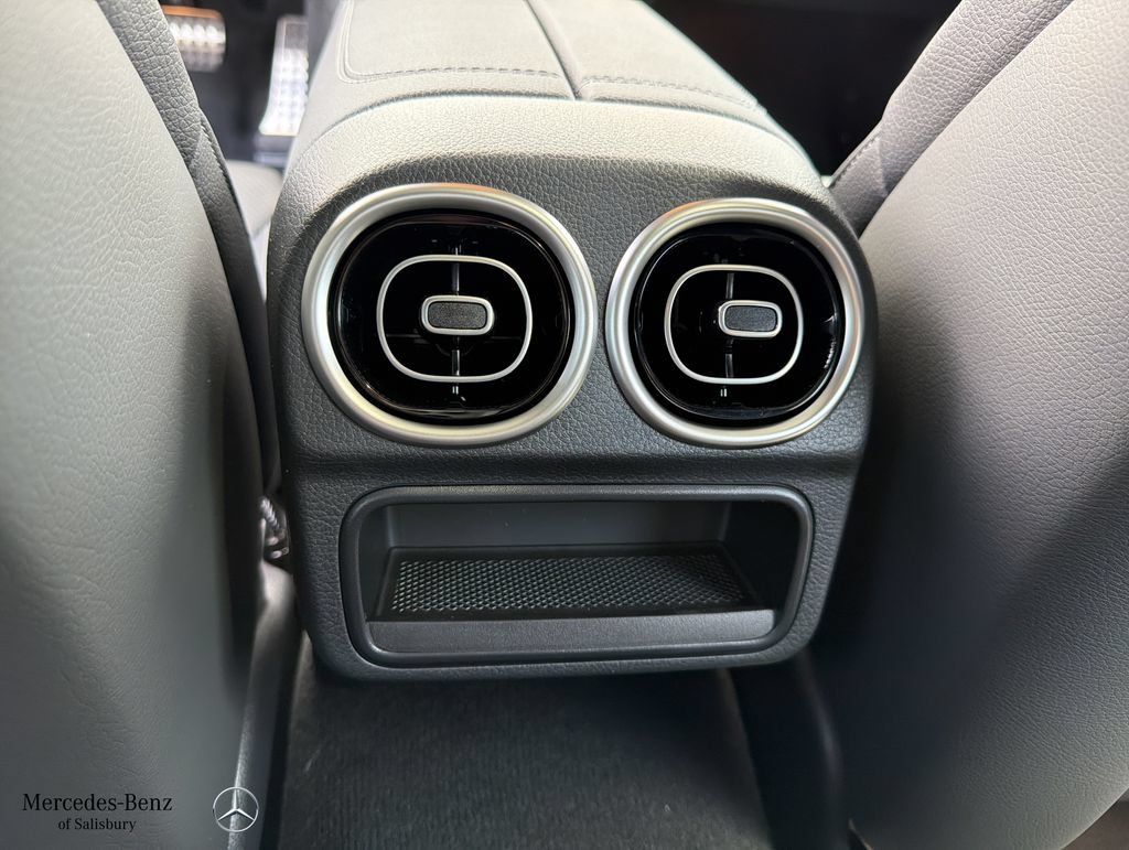 New 2026 Mercedes-Benz CLE 300 4MATIC Coupe image 17