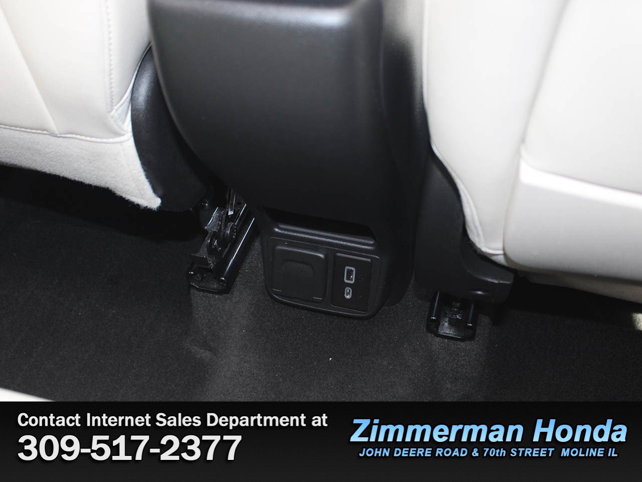 Used 2020 Buick Encore GX Essence w/ Experience Buick Package AWD/4WD image 9