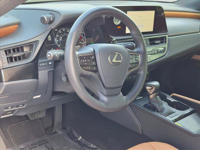 Certified 2025 Lexus ES 350 w/ Premium Package FWD image 10