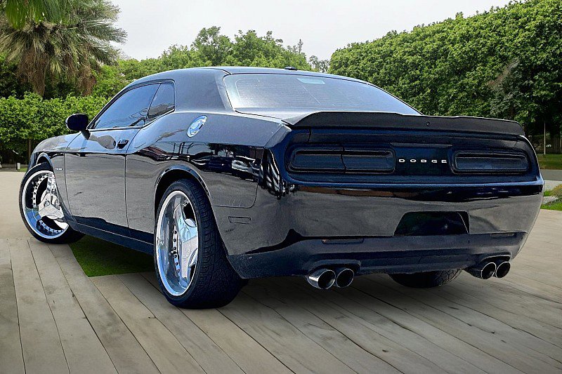 Used 2020 Dodge Challenger R/T image 11