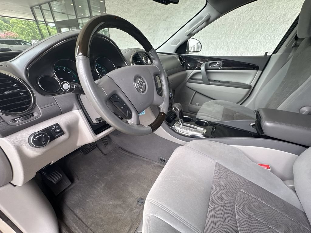 Certified 2015 Buick Enclave Convenience FWD image 10