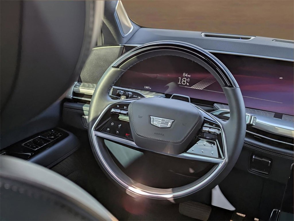 New 2025 Cadillac Escalade IQ Luxury 2 image 18