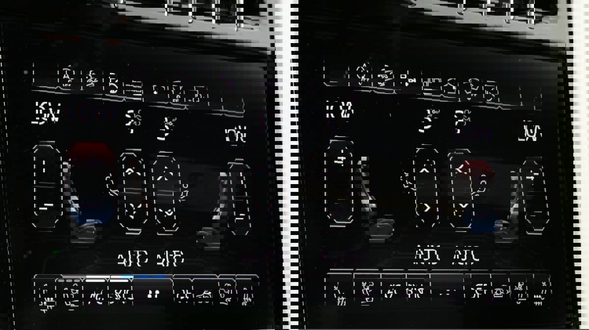 Used 2022 Lamborghini Urus image 34