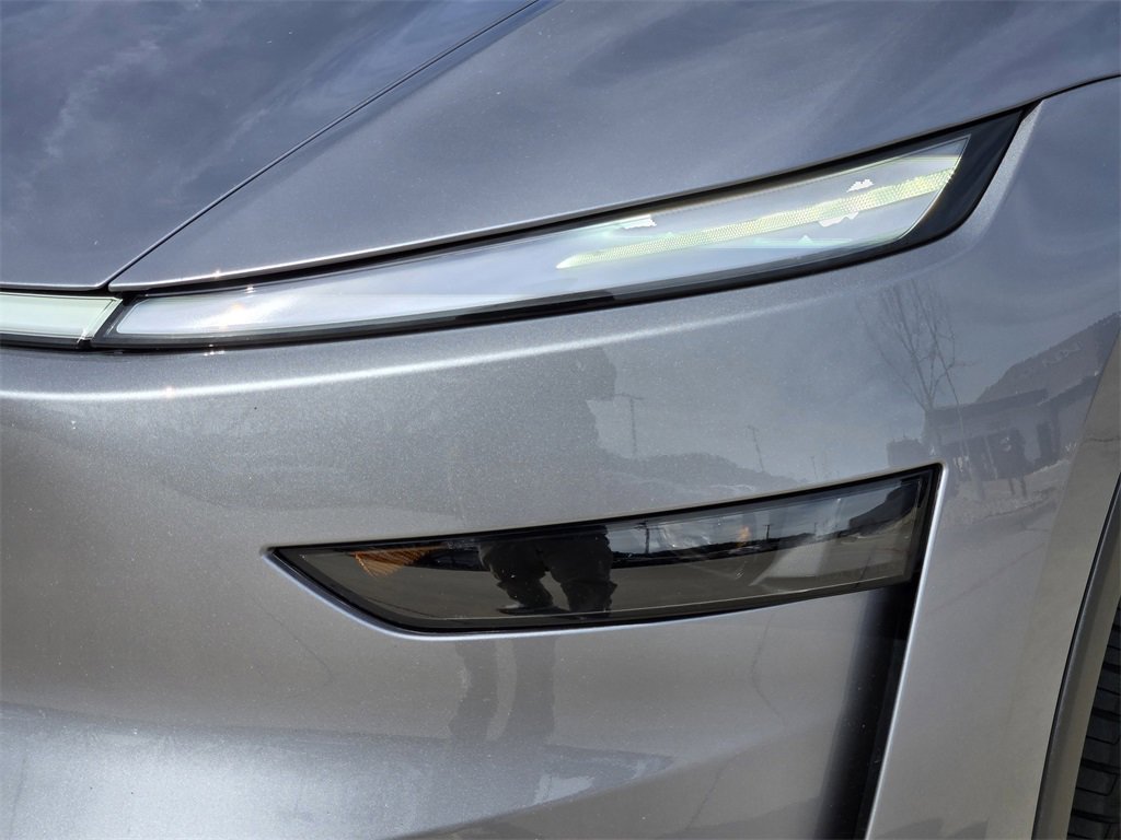 Used 2026 Tesla Model Y Long Range image 15