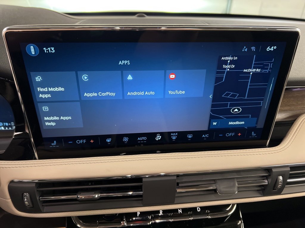 Used 2025 Lincoln Corsair Grand Touring w/ Equipment Group 302A image 9