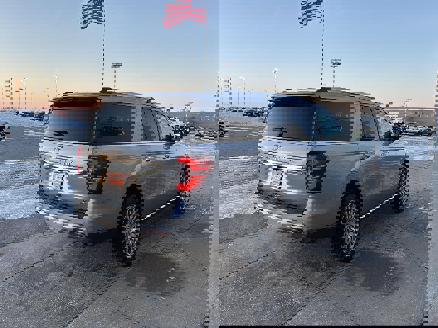 Used 2024 Ford Expedition Max Limited image 2