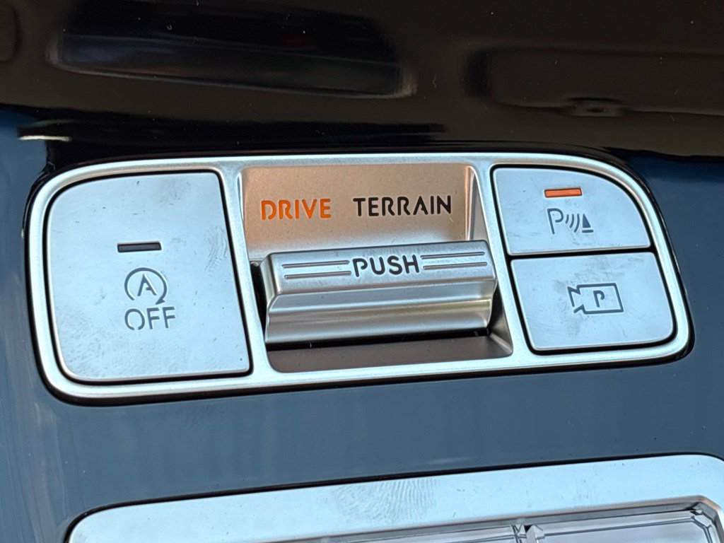 New 2027 Genesis GV70 2.5T AWD/4WD image 18