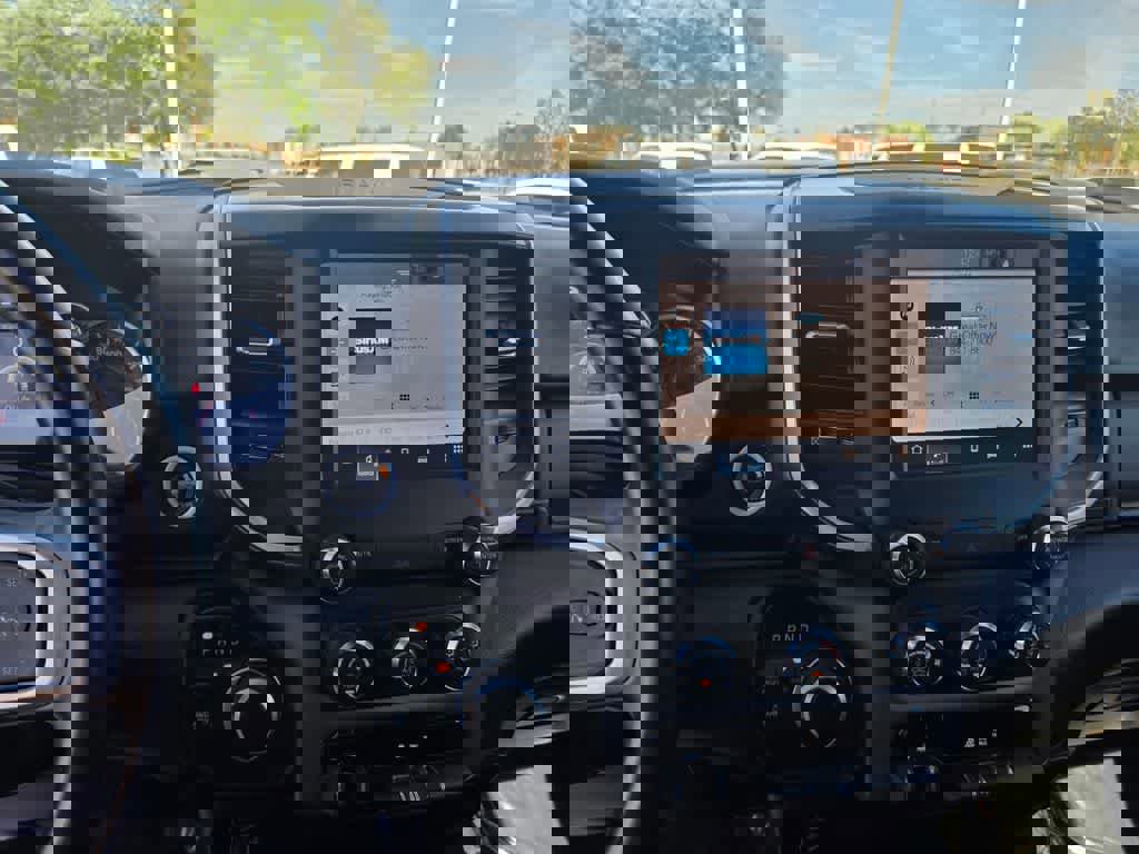 Used 2024 RAM 2500 Big Horn image 22
