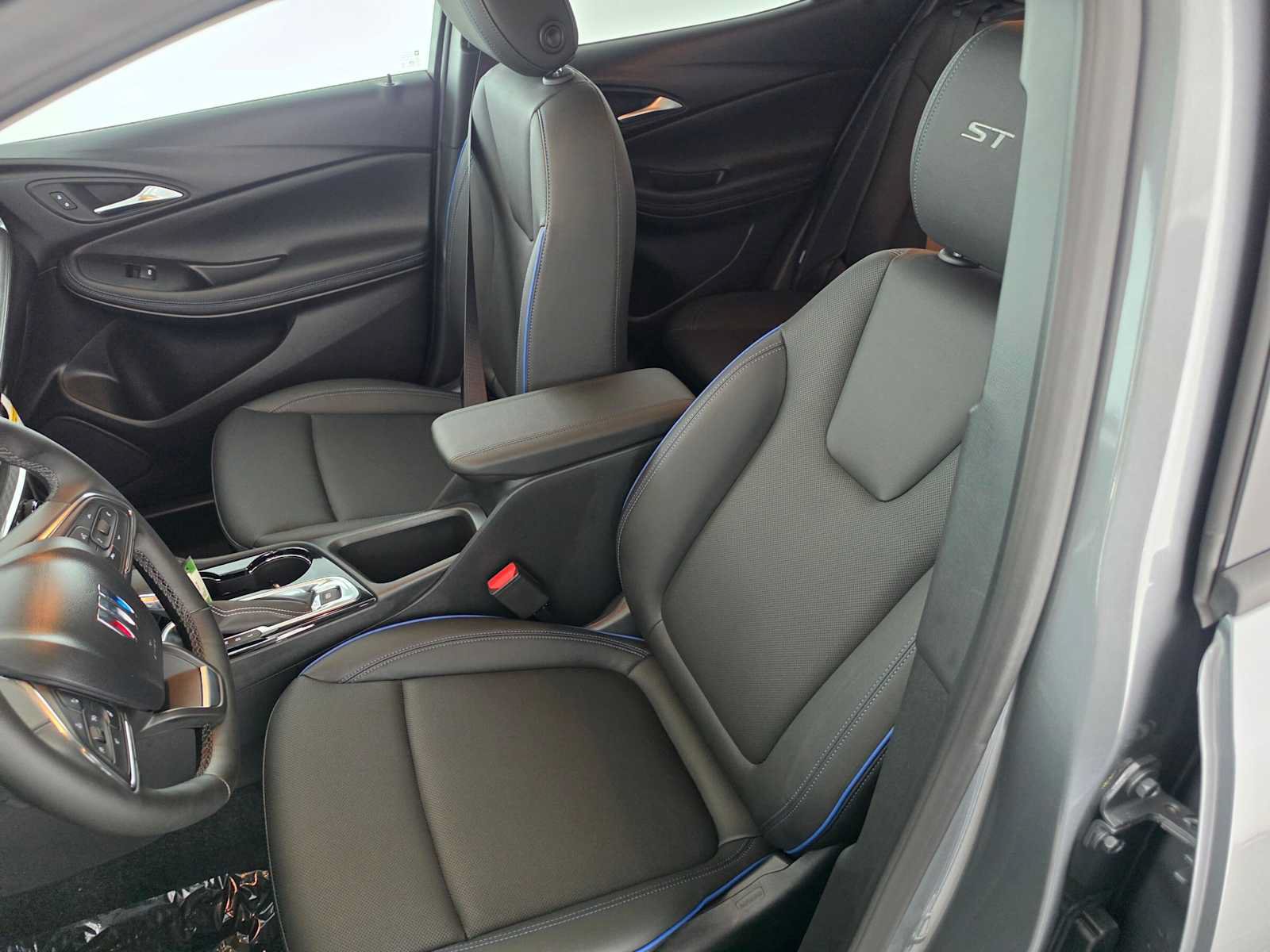 New 2026 Buick Encore GX Sport Touring w/ Advanced Technology Package FWD image 21