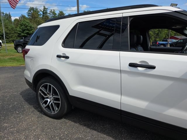 Used 2018 Ford Explorer Sport AWD/4WD image 35