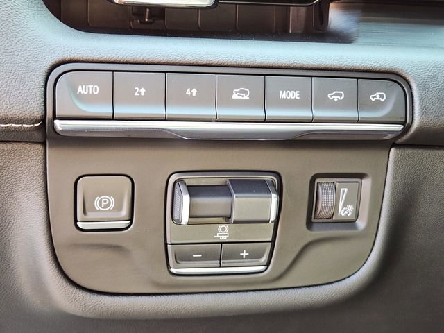 Used 2023 Cadillac Escalade ESV Sport w/ Touring Package image 27