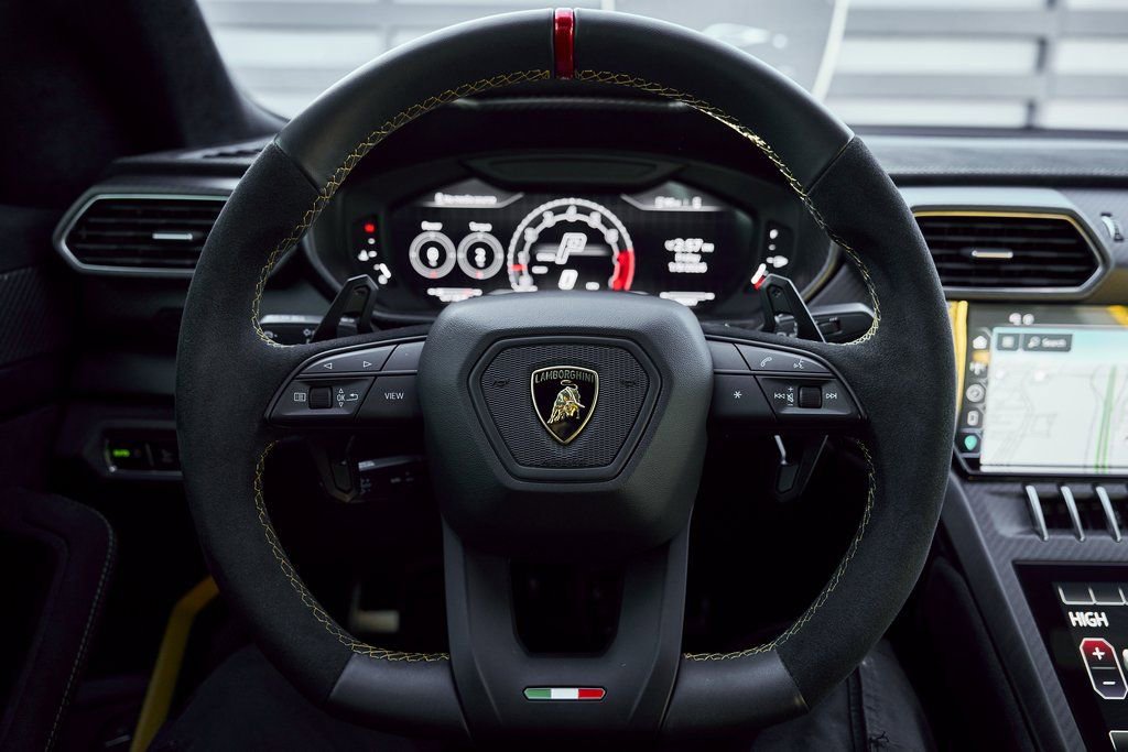 Used 2024 Lamborghini Urus Performante image 52