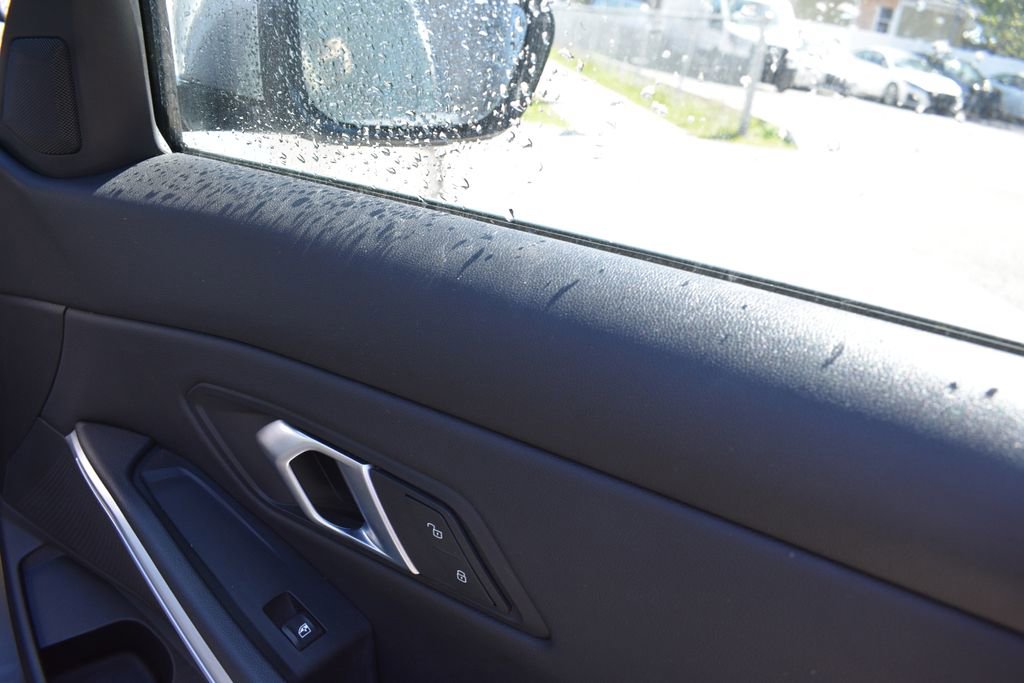 Used 2024 BMW 330e RWD image 22