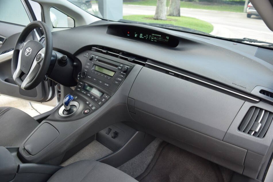 Used 2010 Toyota Prius Two FWD image 55