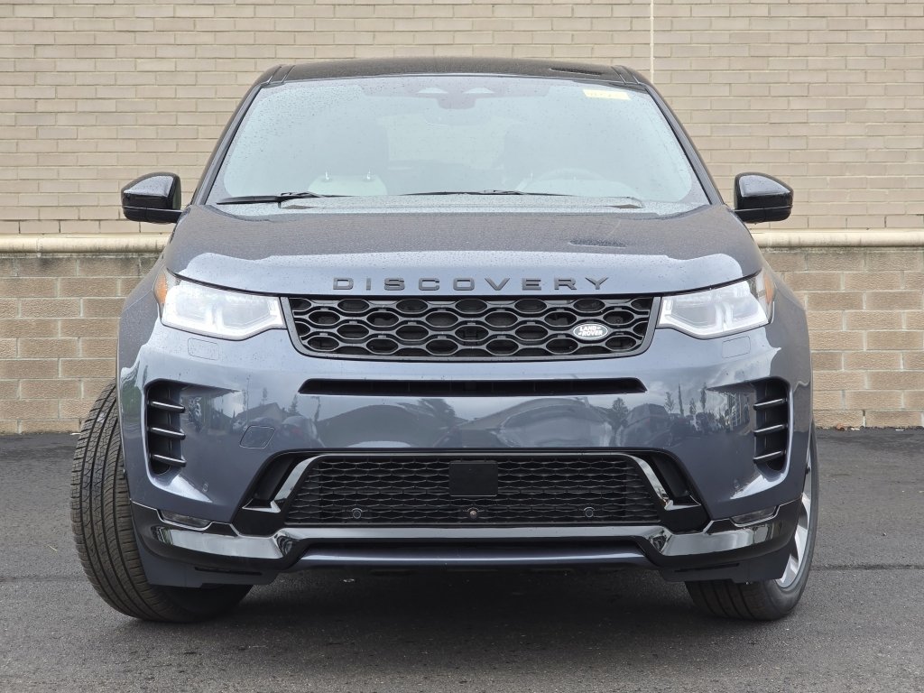 New 2025 Land Rover Discovery Sport Dynamic SE image 40