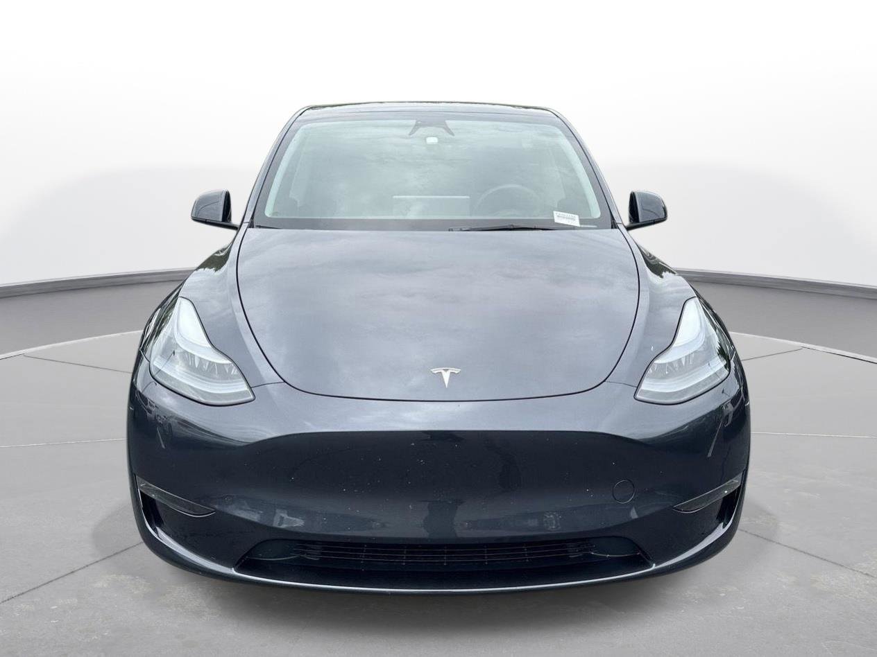 Used 2025 Tesla Model Y Long Range AWD/4WD image 3