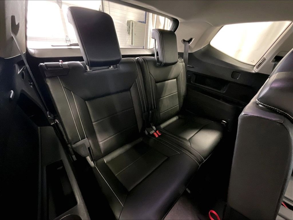 Used 2023 Volkswagen Atlas SEL AWD/4WD image 17