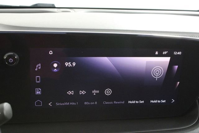 Used 2024 Buick Encore GX Sport Touring image 26