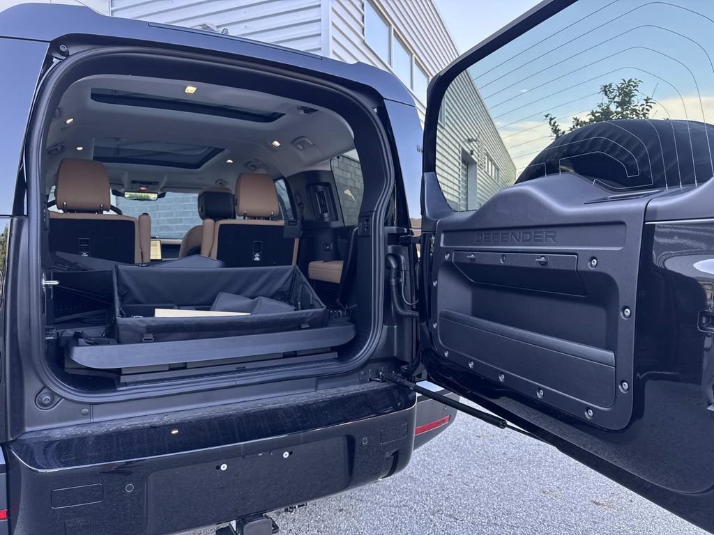 New 2026 Land Rover Defender 130 S AWD/4WD image 6