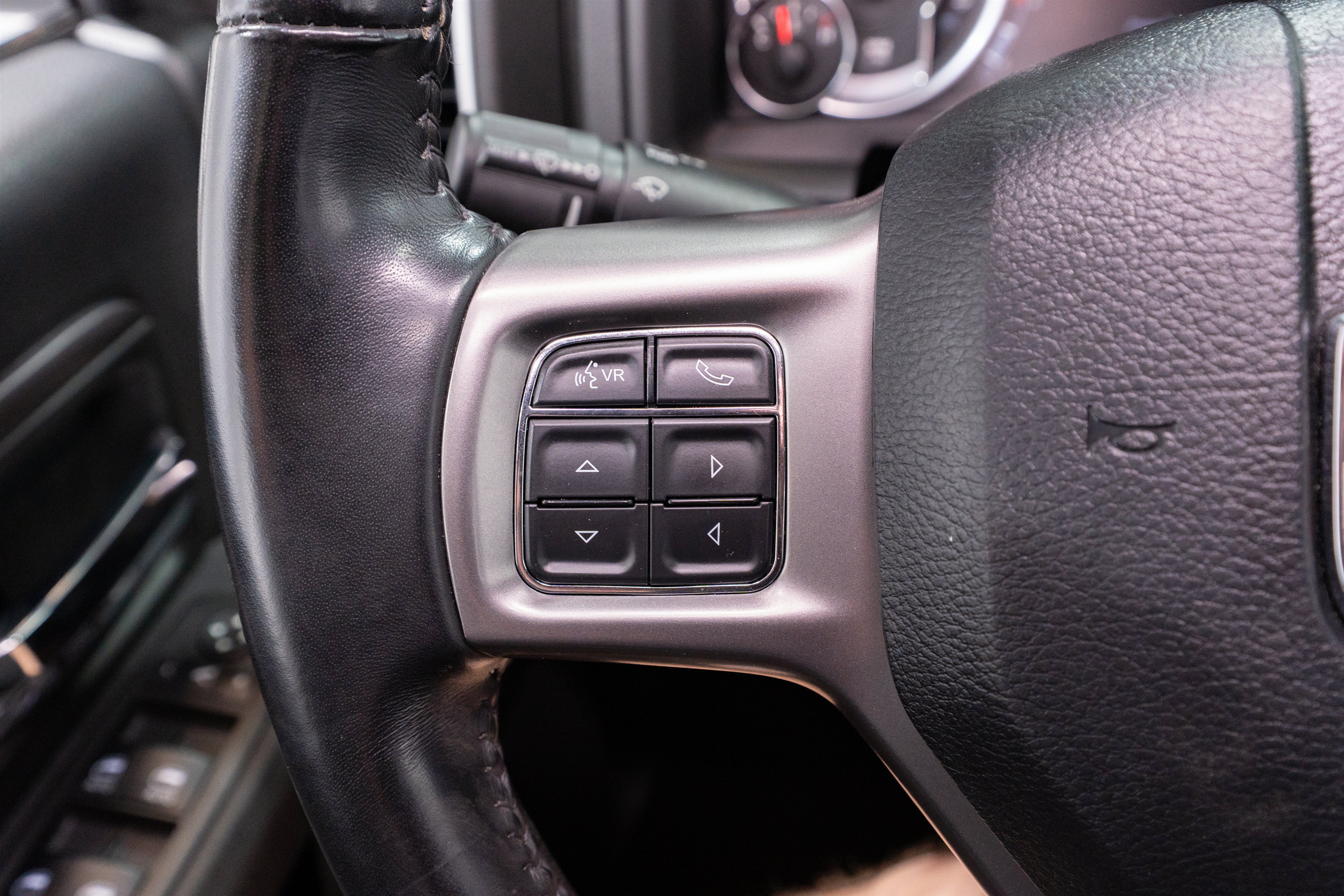 Used 2022 RAM 1500 Warlock AWD/4WD image 26