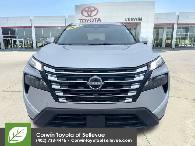 Used 2024 Nissan Rogue SV AWD/4WD image 9