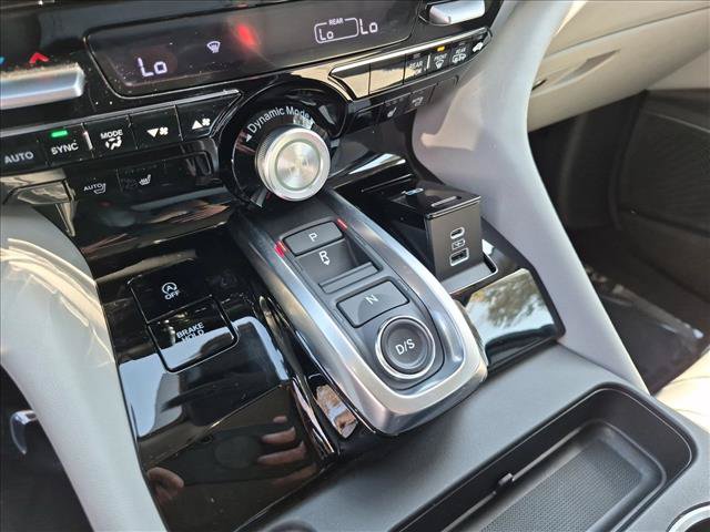 Used 2025 Acura MDX w/ Technology Package AWD/4WD image 12