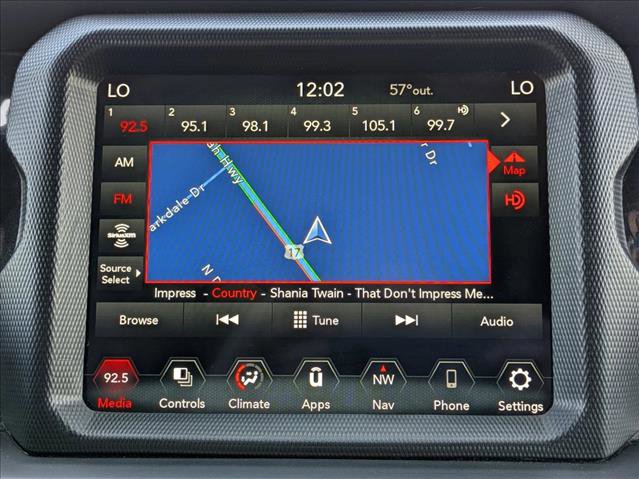 Used 2022 Jeep Wrangler Unlimited Sahara image 12